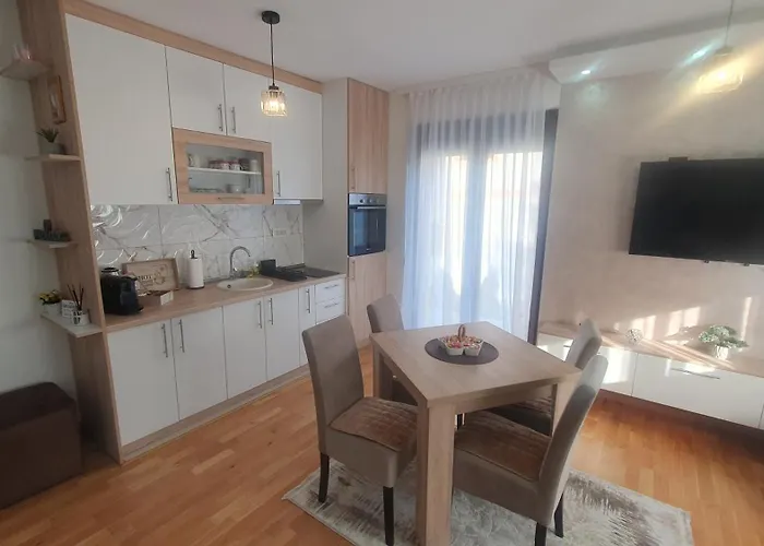 شقة Cari Zlatibora 1 *